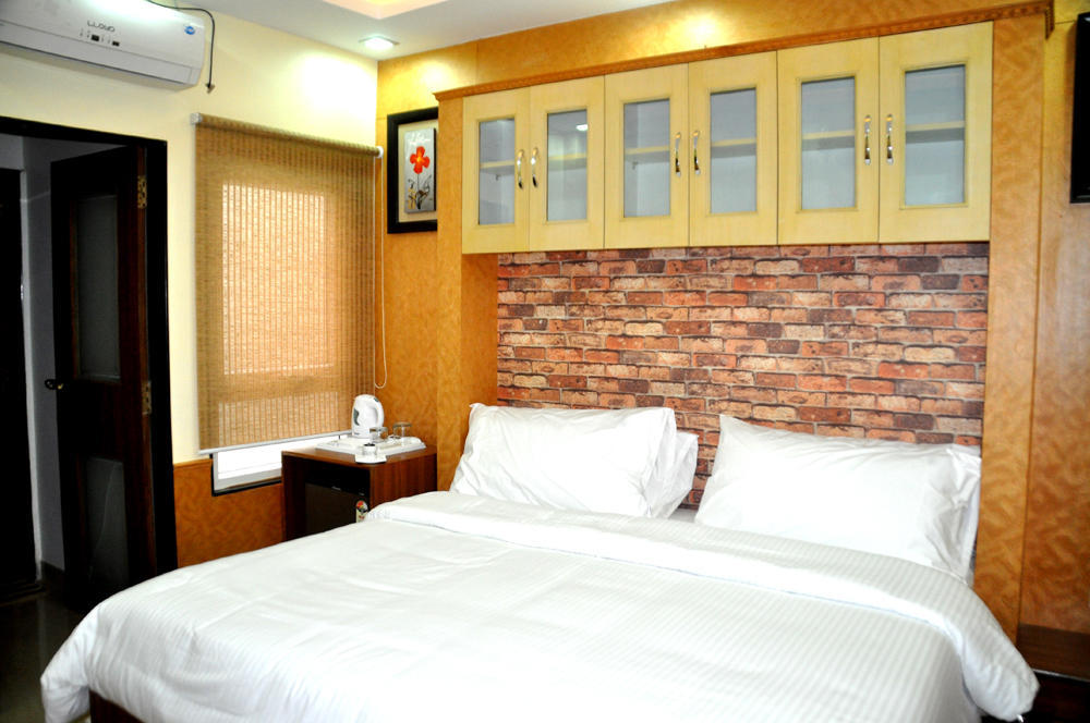 The Bhopal Grande Hotel Bagian luar foto
